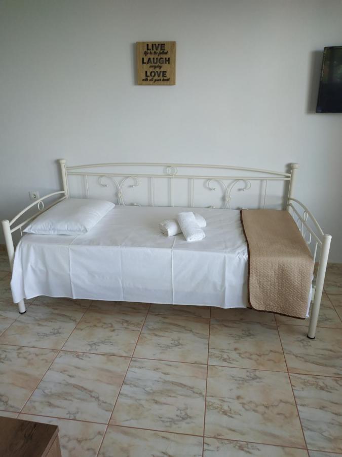 Geomar House 2 Sky And View Διαμέρισμα Πέραμα Εξωτερικό φωτογραφία