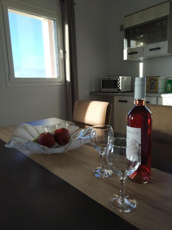 Geomar House 2 Sky And View Διαμέρισμα Πέραμα Εξωτερικό φωτογραφία